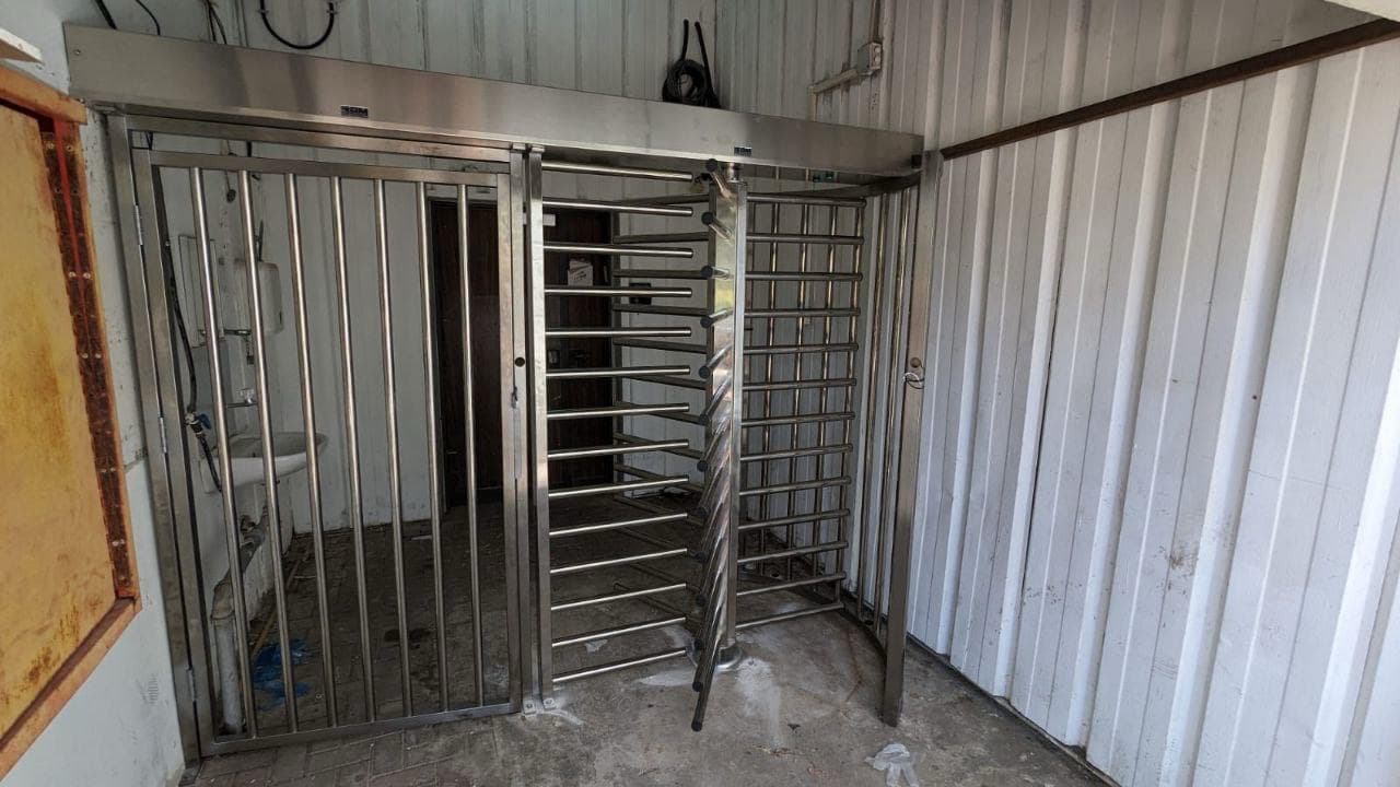 Premium Speed Gate Array