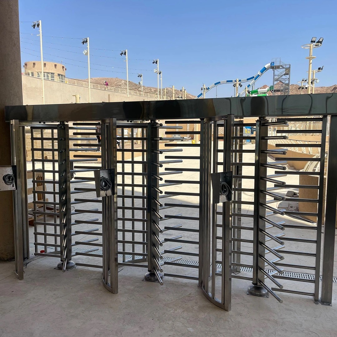 Gatestile Full-Height Turnstile: Data center yard, Ashburn, VA