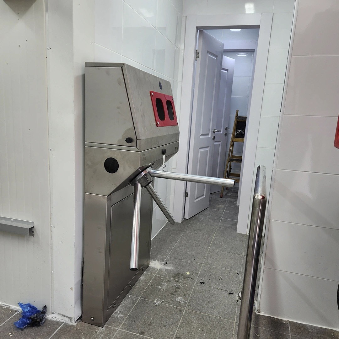 Gatestile Sanitary Barrier: Food processing entry, Allentown, PA