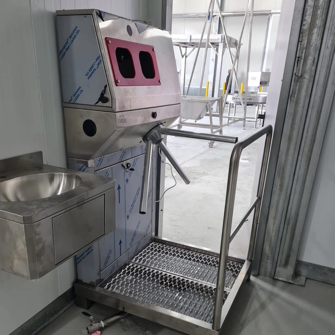 Gatestile Sanitary Barrier: Hospital intake hall, Boston, MA