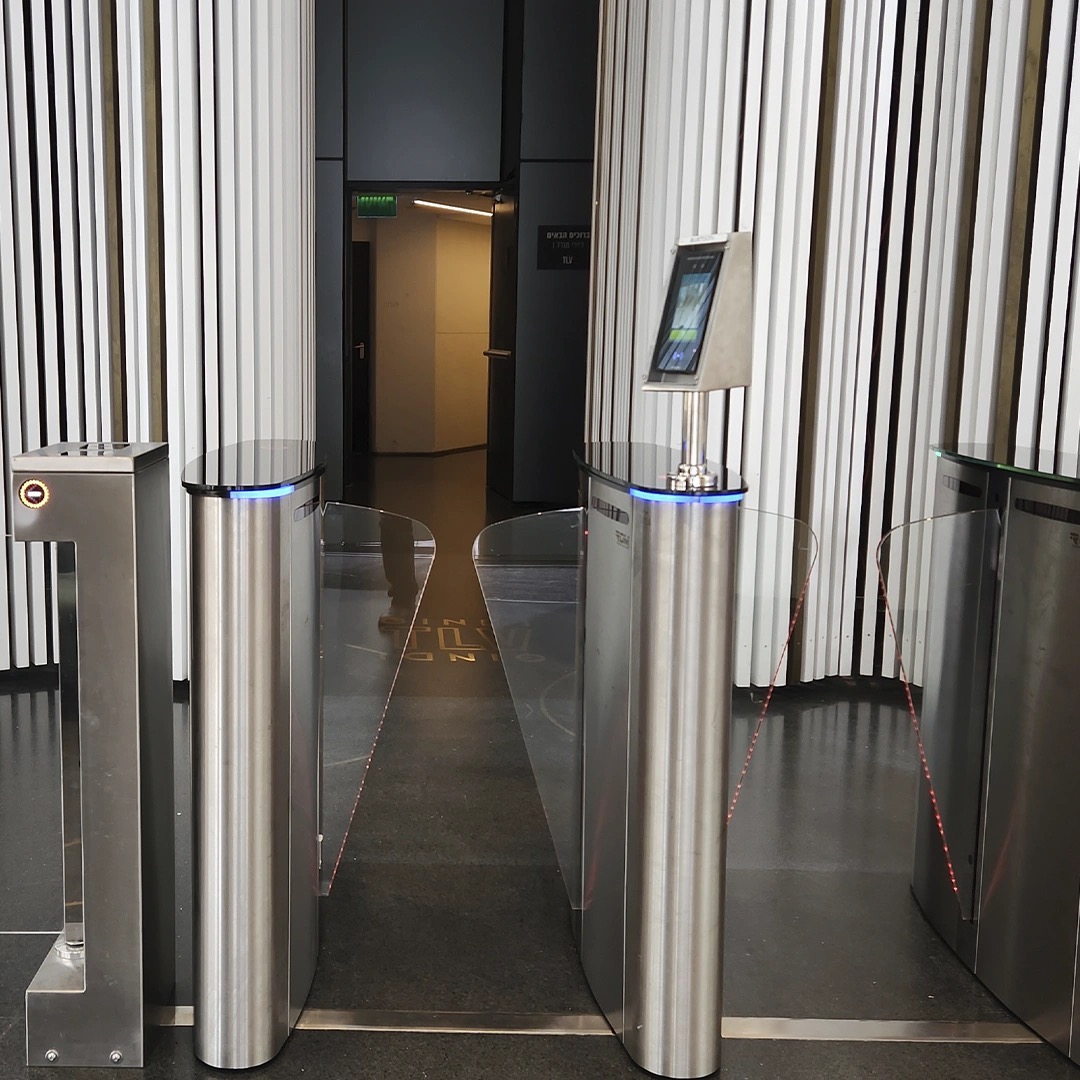 Gatestile Speed Gate: Class A office lobby, Manhattan, NY