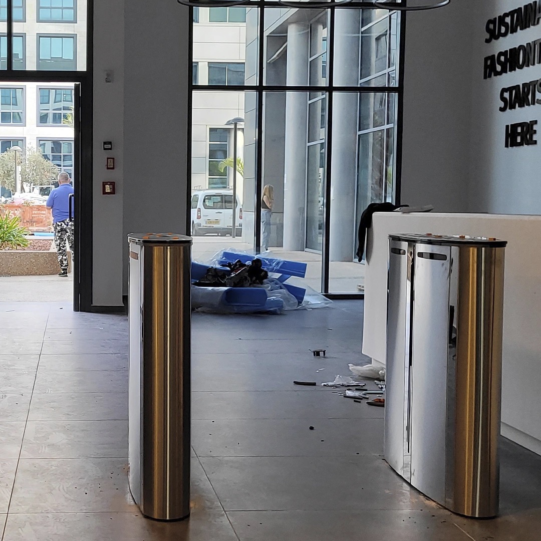 Gatestile Speed Gate: Financial services HQ, Boston, MA