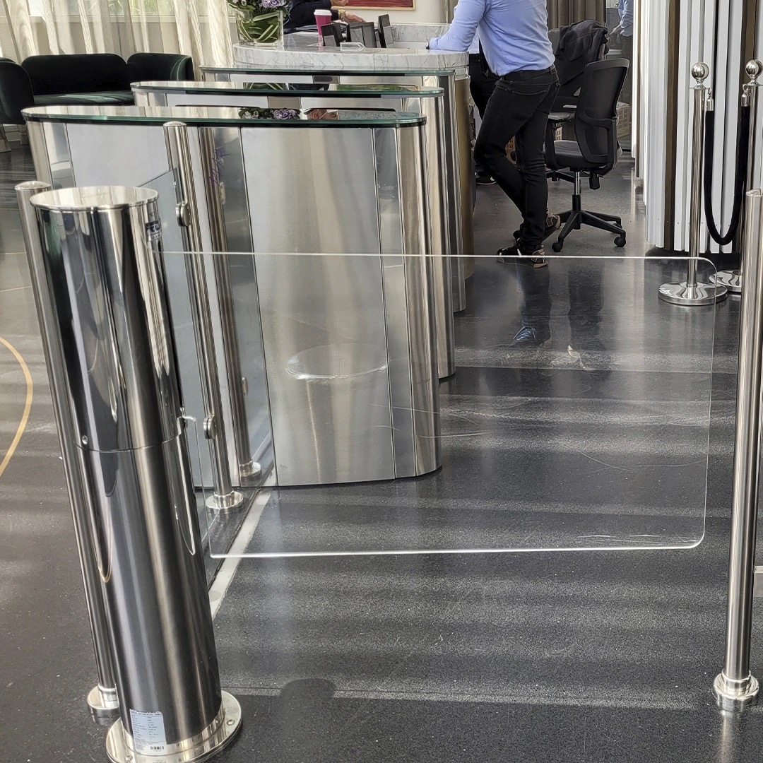 Gatestile Swing Gate: Class A office accessible lane, Manhattan, NY